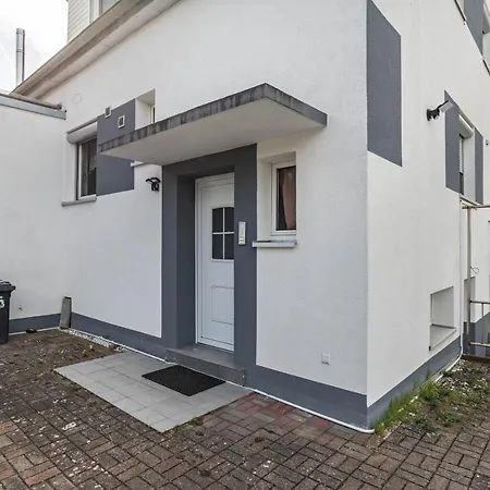 Am Hirnach 2 Sindelfingen