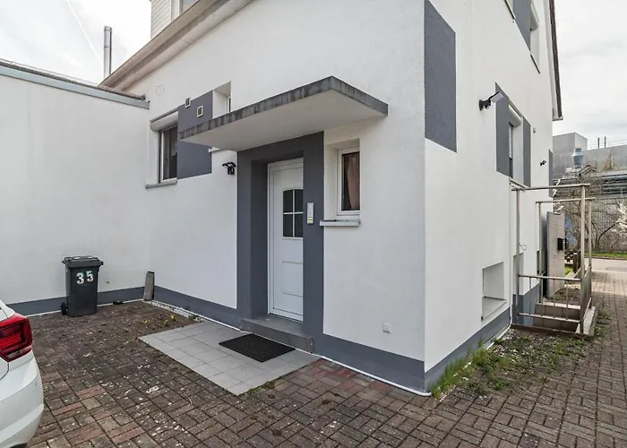 Am Hirnach 2 ジンデルフィンゲン